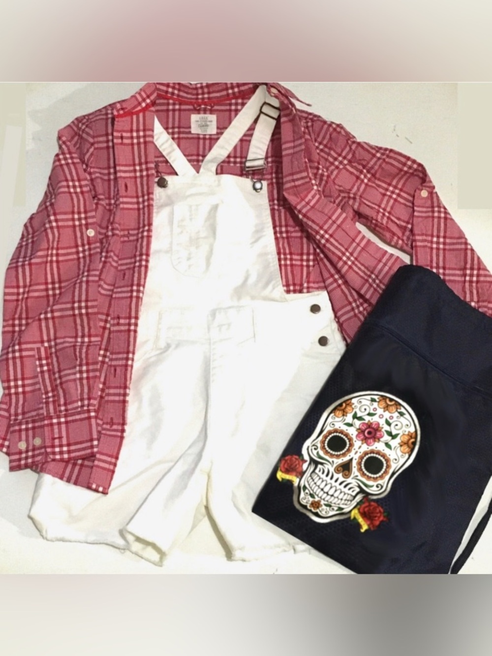 2 for $15 Party Host Appreciation🌈Set of Overall & Bag 🎒Only1 M/L❣️White Jeans